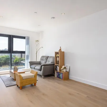 Apartment Stylish 5 Minutes To Centre *